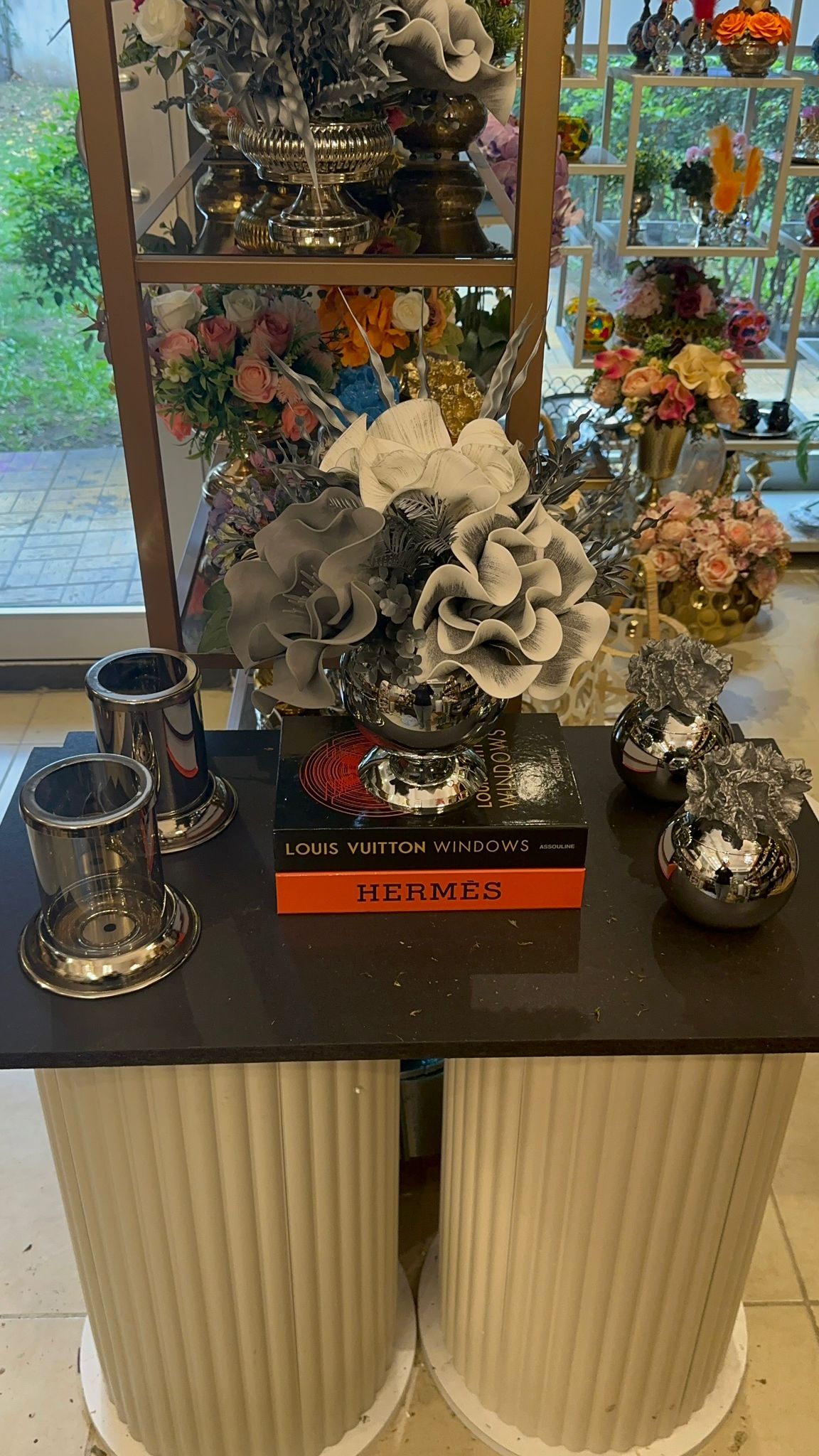 El Yapımı Metal Dekor Seti: Mercan Şekerlikler ve Mercan Motifli Mumluklar - Görsel 3
